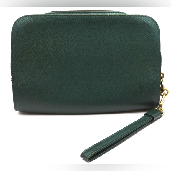 Louis Vuitton Handbags - Louis Vuitton Pochette Baikal Clutch Taiga Leather